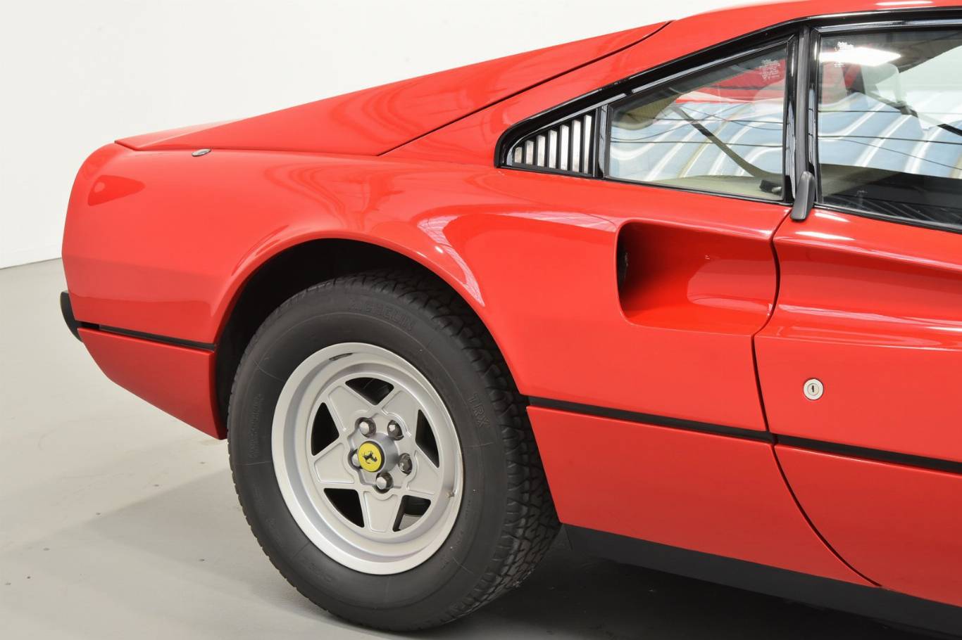 FERRARI 308 68