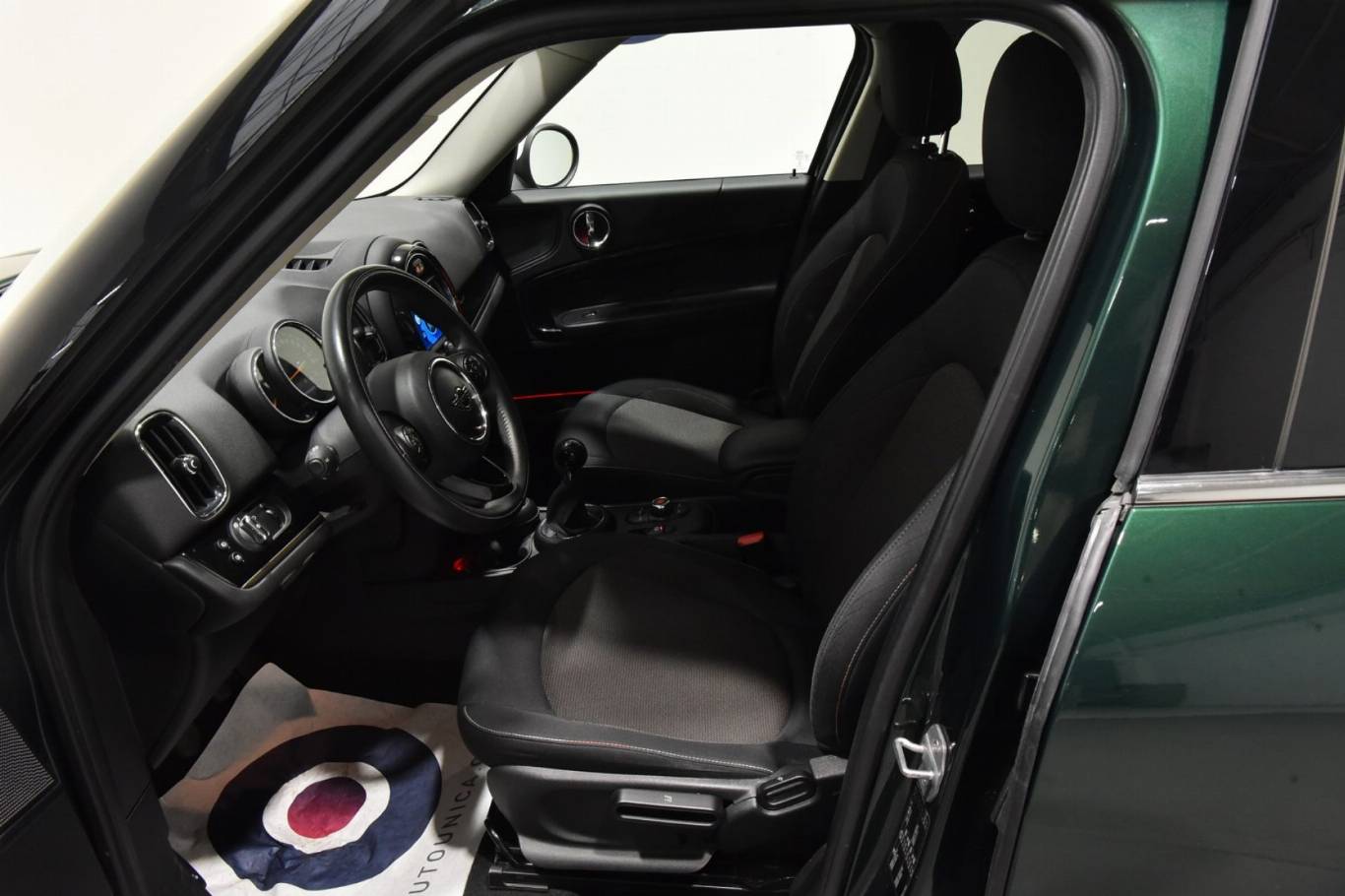 MINI Countryman 4