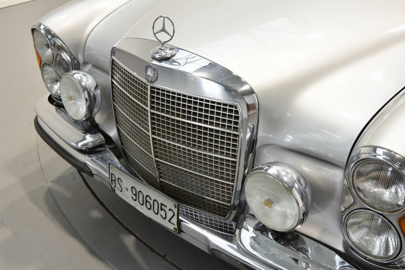 MERCEDES-BENZ S 280 49