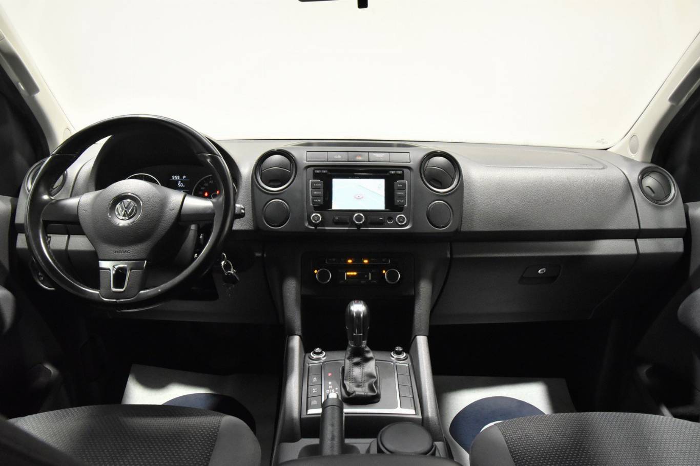 VOLKSWAGEN Amarok 17