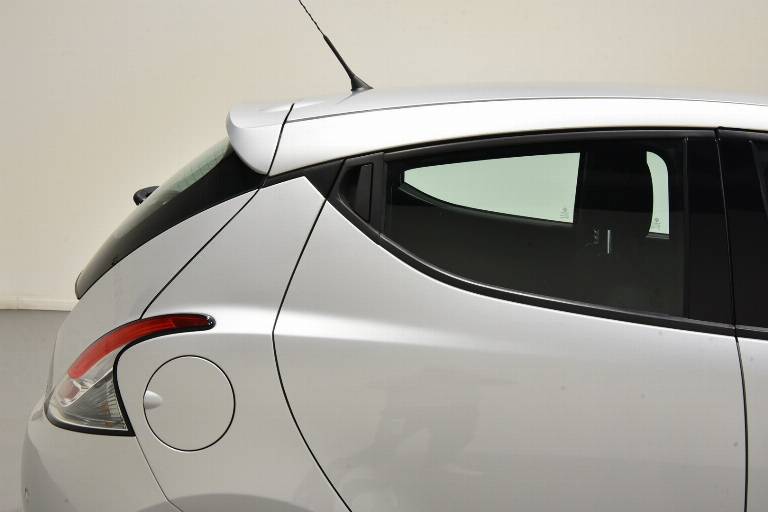 LANCIA Ypsilon 50