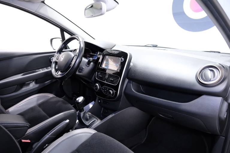 RENAULT Clio 57