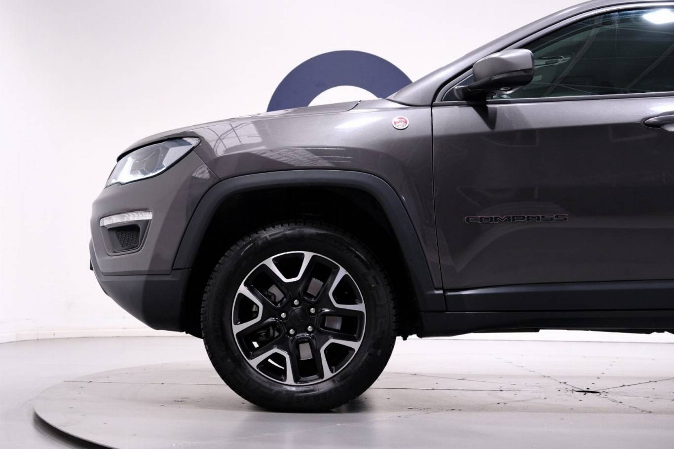 JEEP Compass 10
