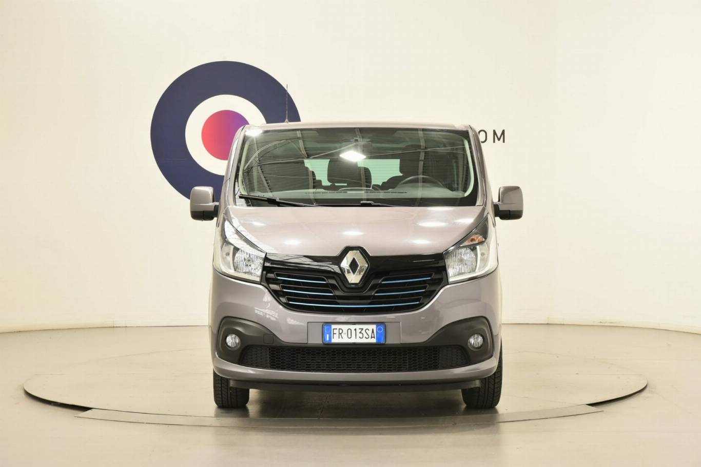 RENAULT Trafic 5