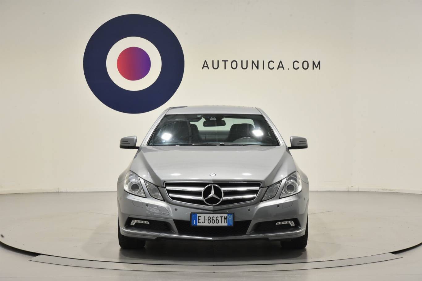 MERCEDES-BENZ E 220 5