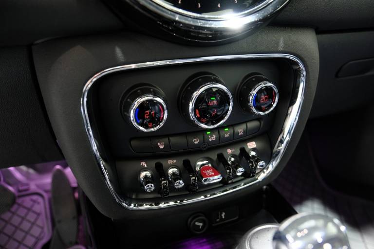 MINI Cooper Clubman 25