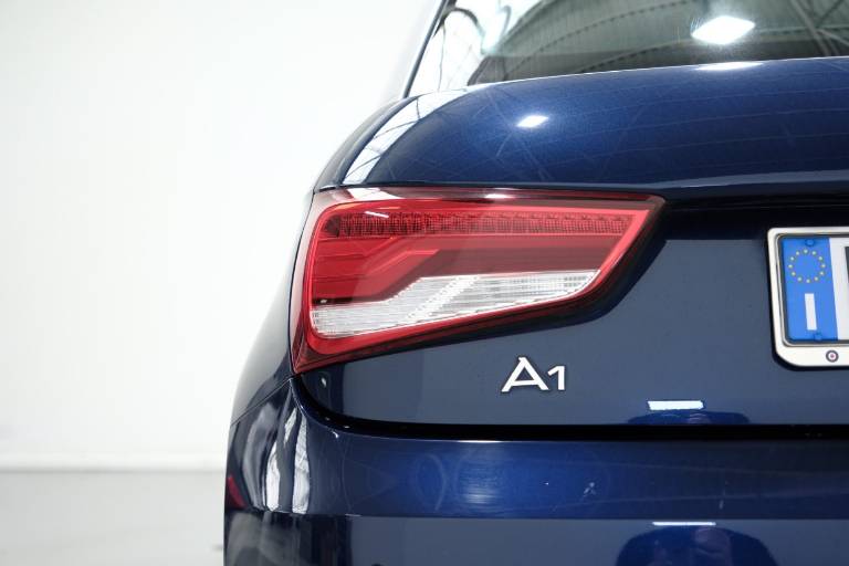 AUDI A1 43