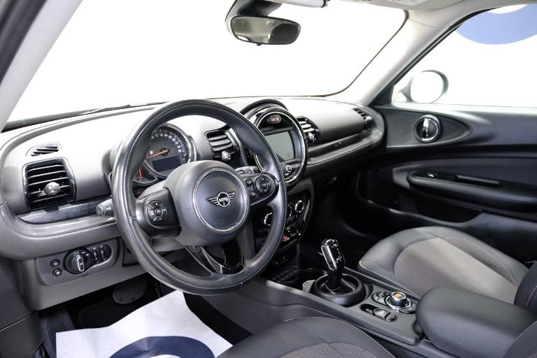 MINI Cooper Clubman 5