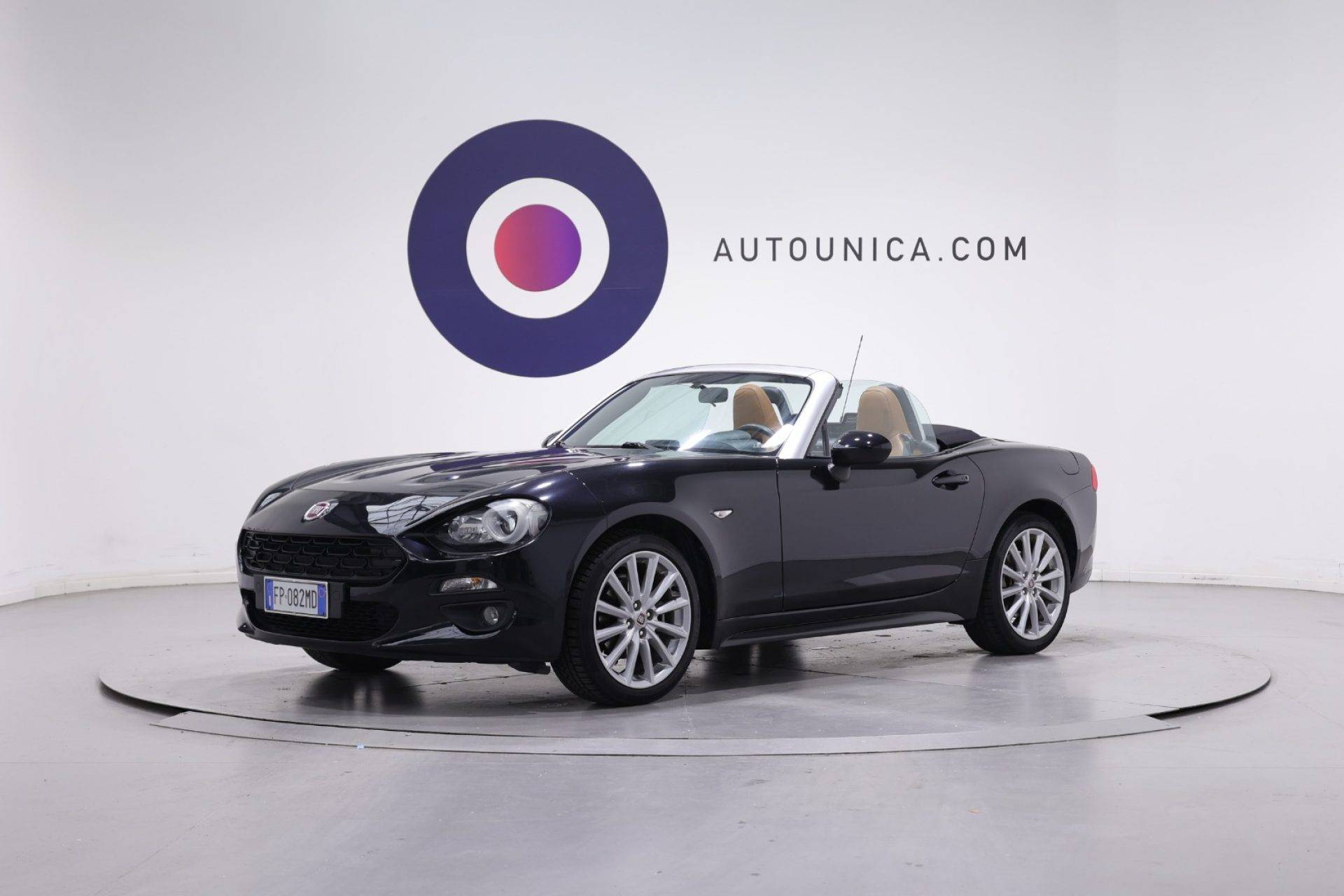 FIAT 124 Spider