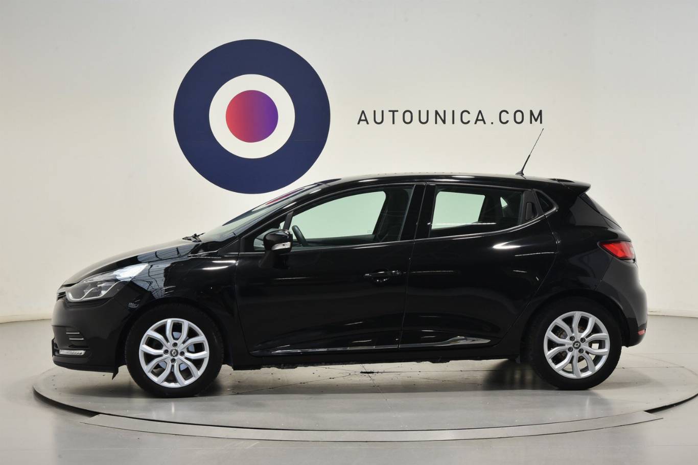 RENAULT Clio 32