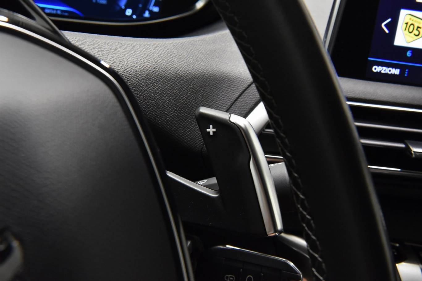 PEUGEOT 5008 21