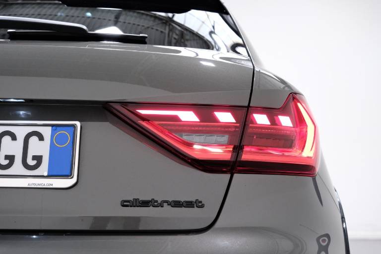 AUDI A1 47