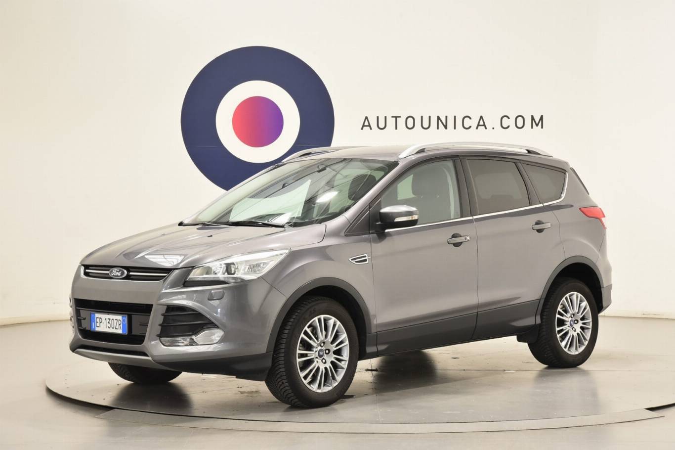 FORD Kuga 1
