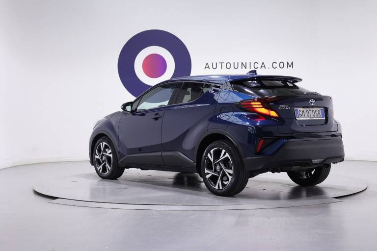 TOYOTA C-HR 16
