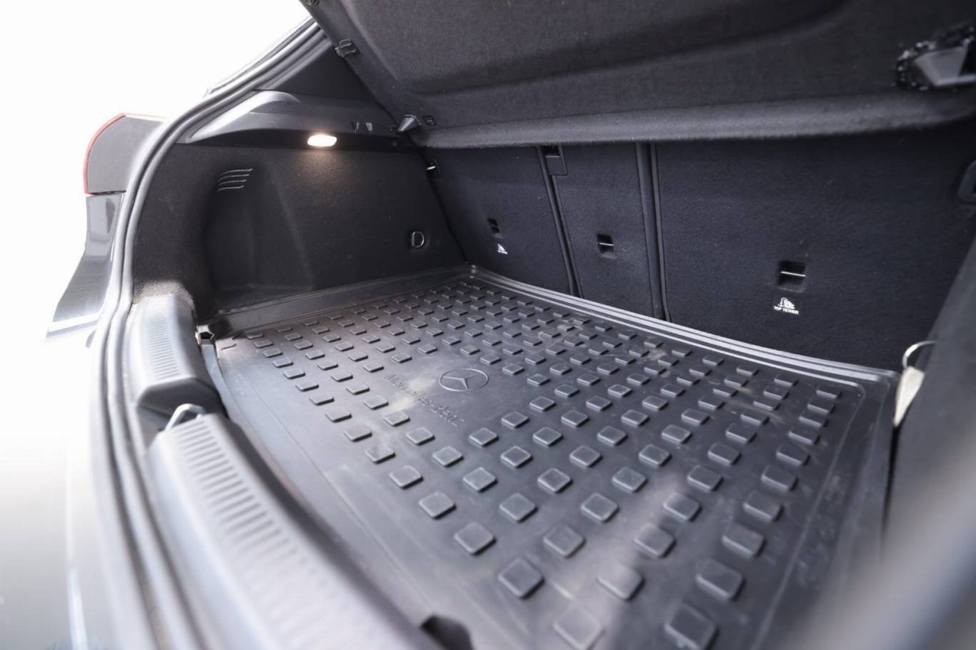 MERCEDES-BENZ A 200 55