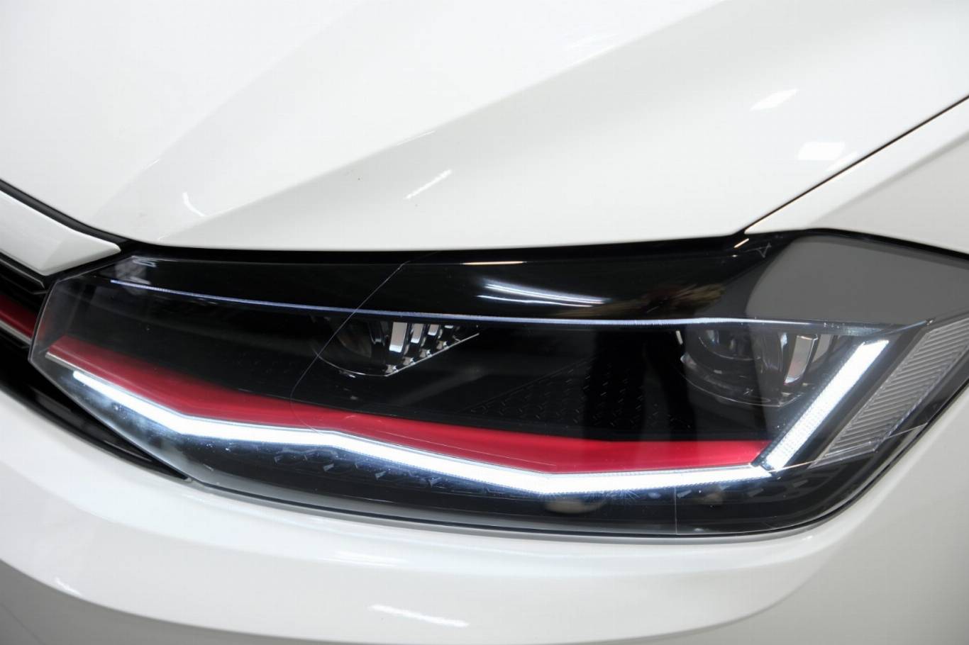 VOLKSWAGEN Polo GTI 39
