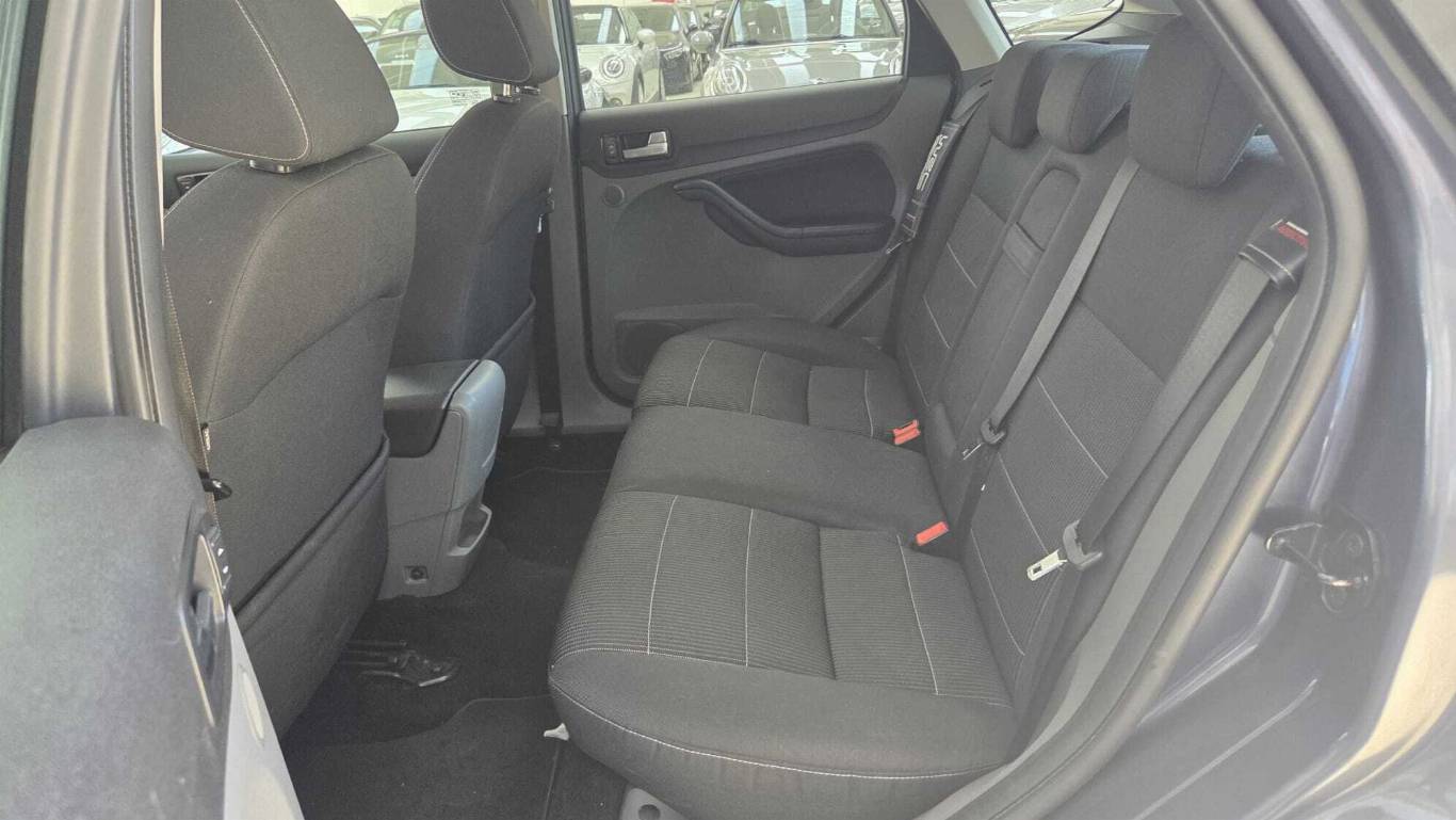 FORD Focus 18