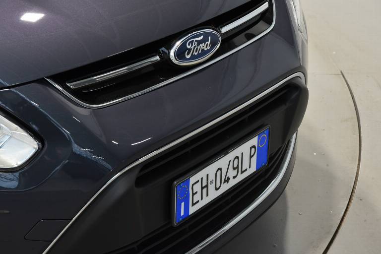 FORD C-Max 38