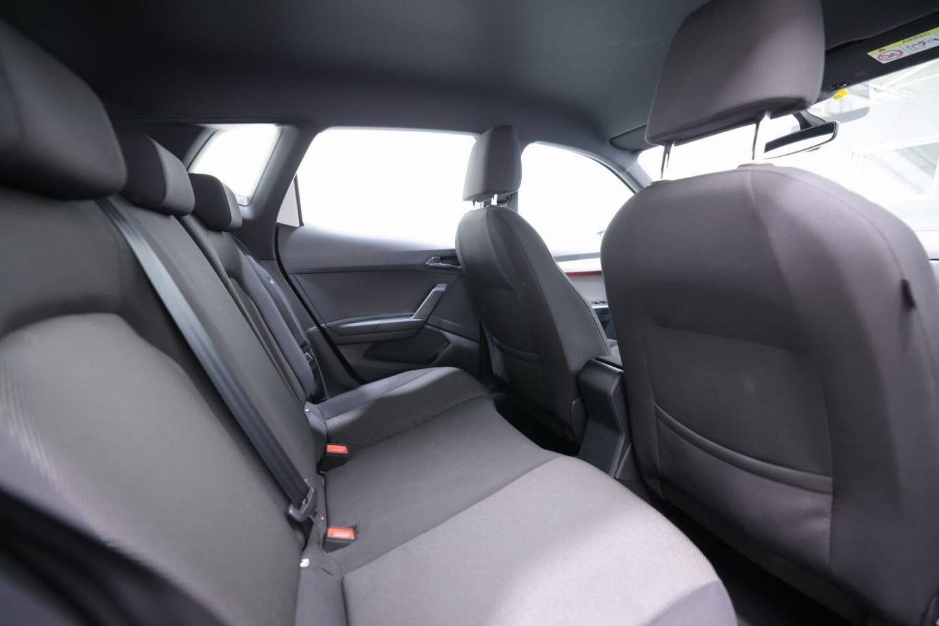 SEAT Arona 44