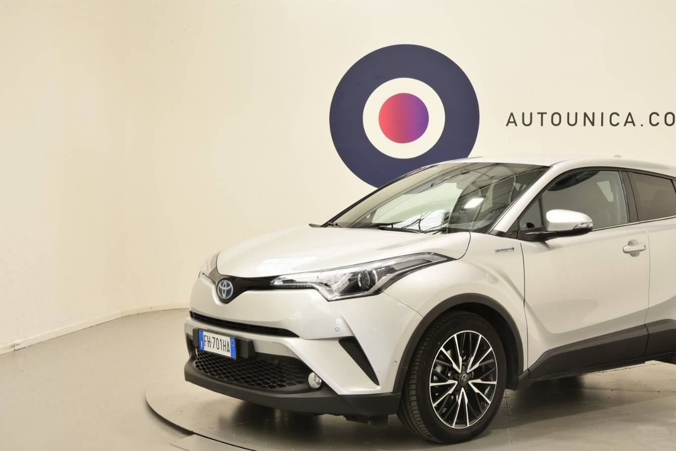 TOYOTA C-HR 35