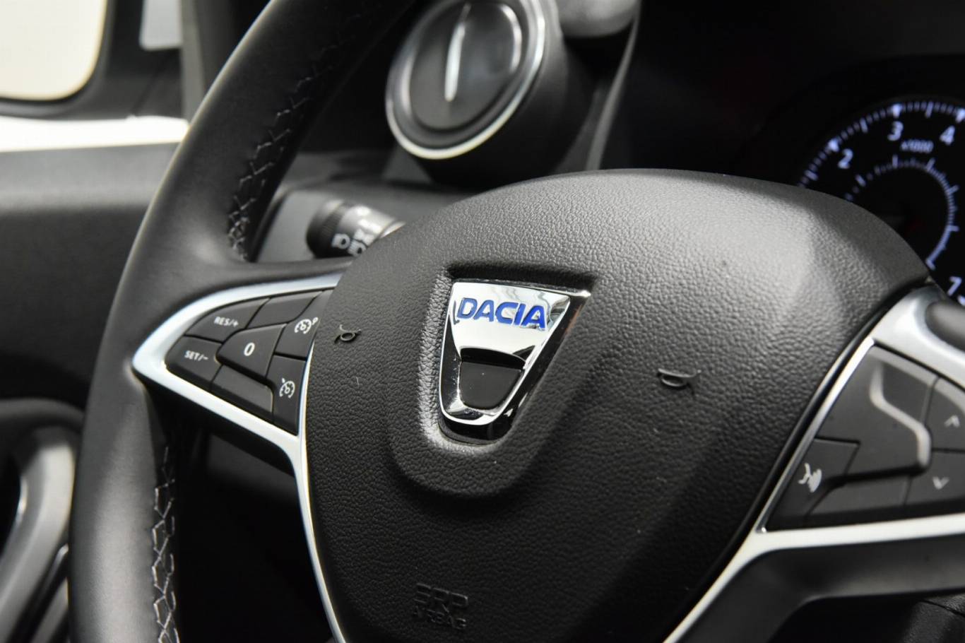 DACIA Duster 22