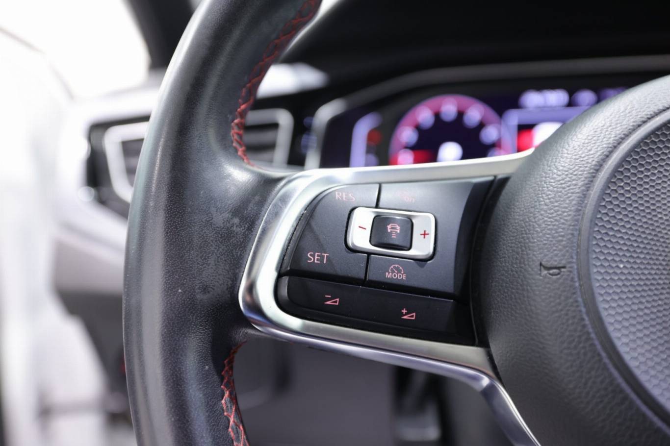 VOLKSWAGEN Polo GTI 21