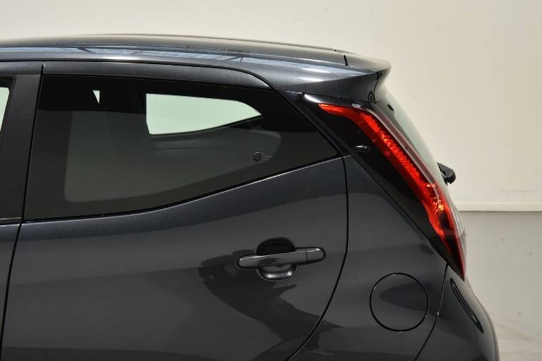 TOYOTA Aygo 38