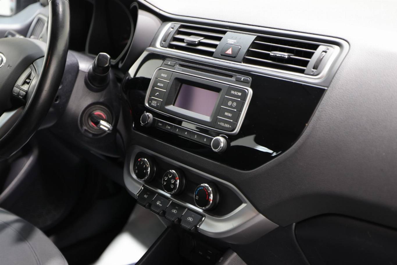 KIA Rio 45
