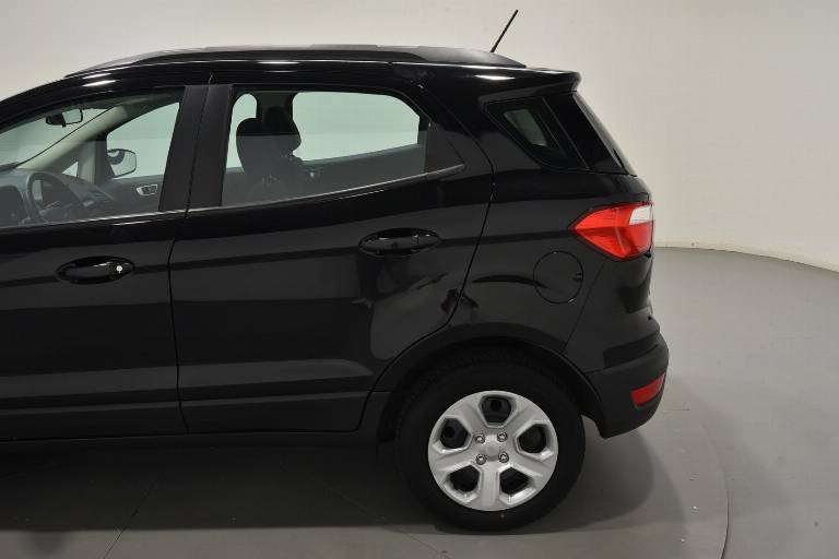 FORD EcoSport 41