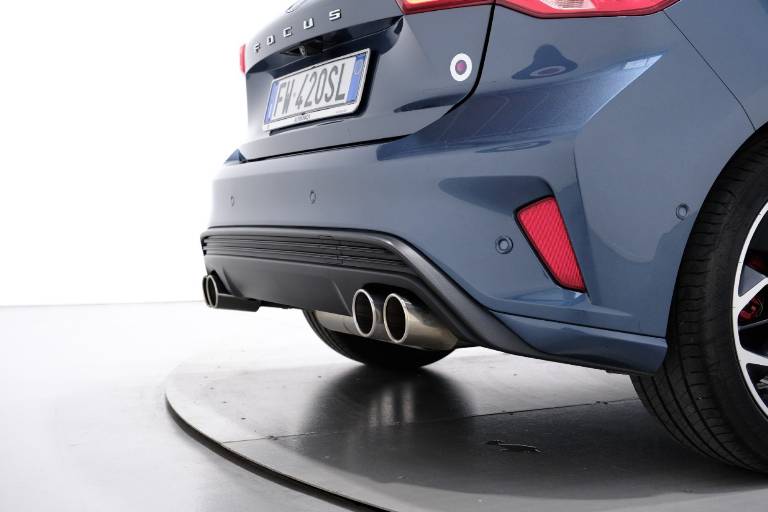 FORD Focus 61