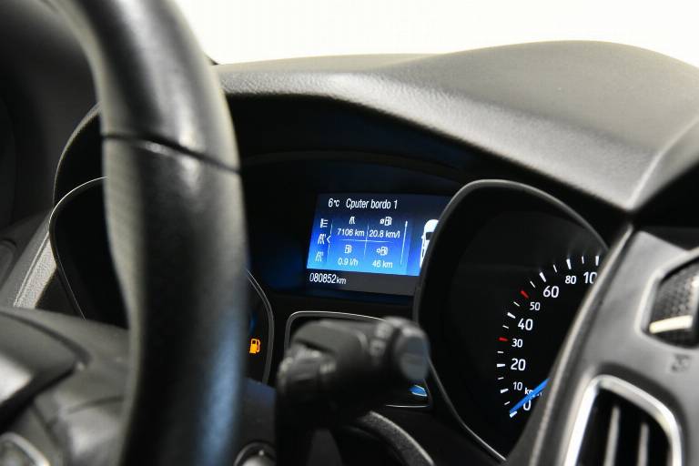 FORD Focus 23