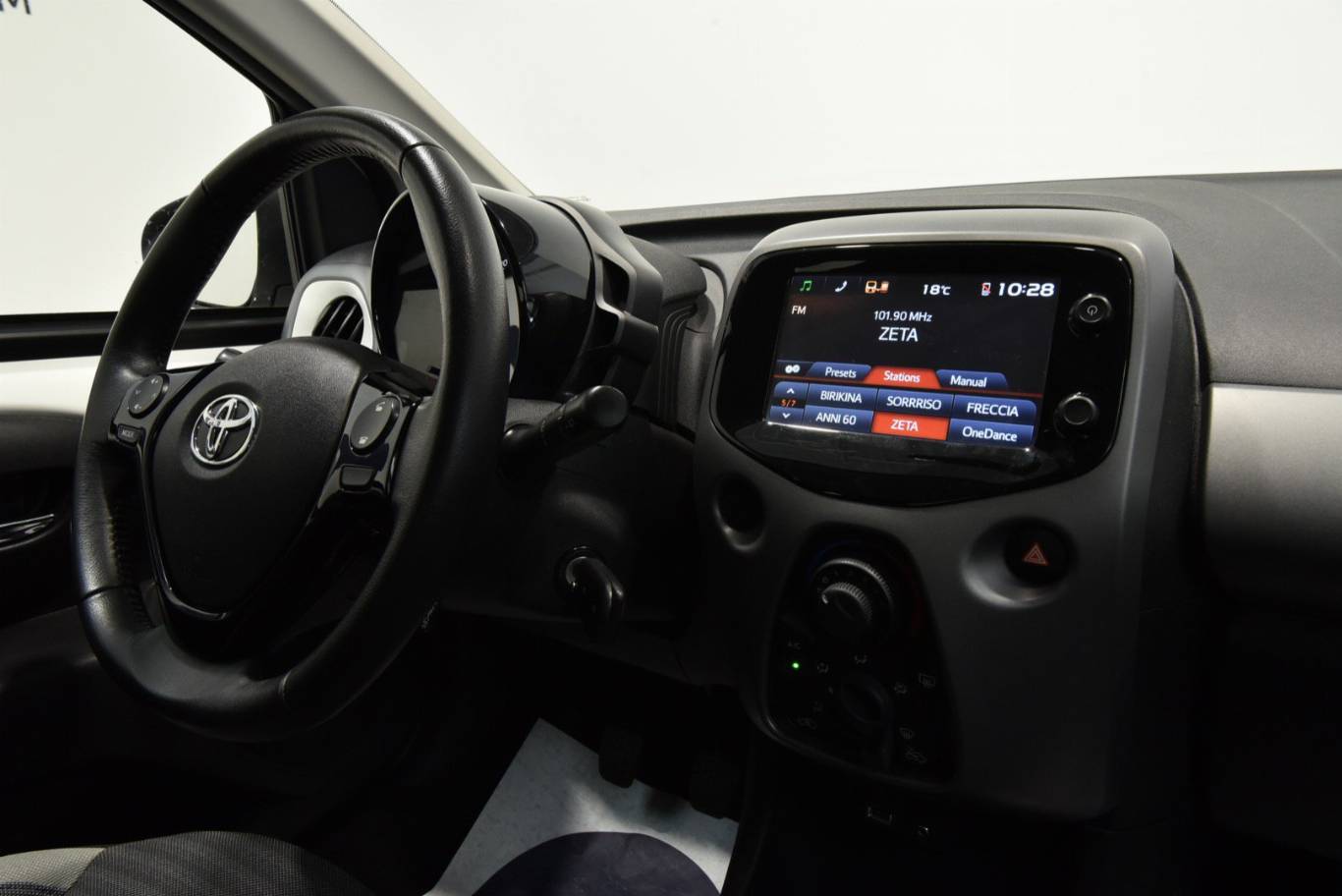 TOYOTA Aygo 28