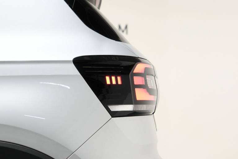 VOLKSWAGEN T-Cross 41