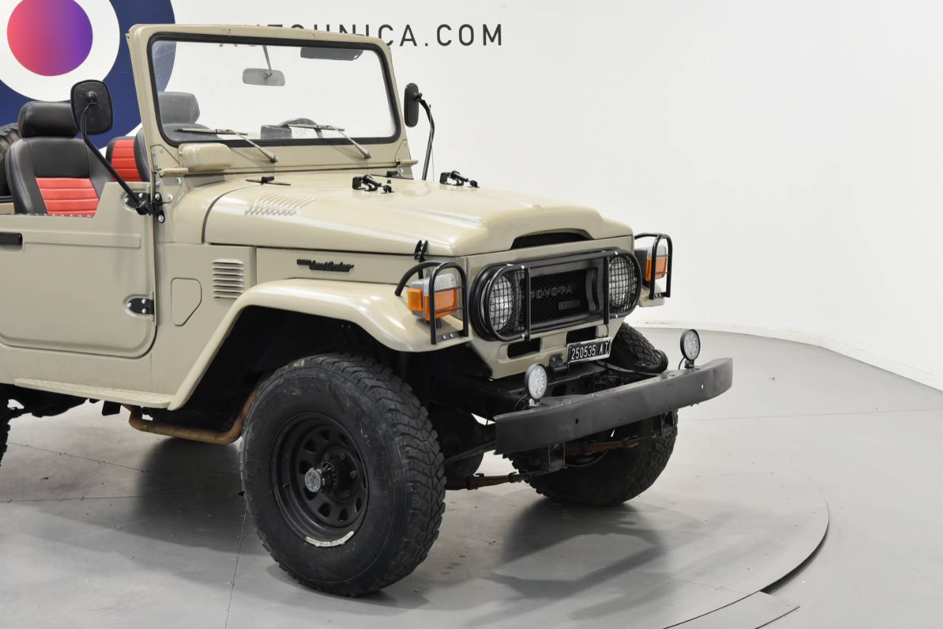 TOYOTA Land Cruiser 16