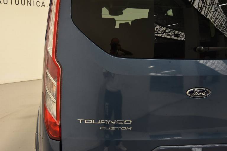FORD Tourneo Custom 37
