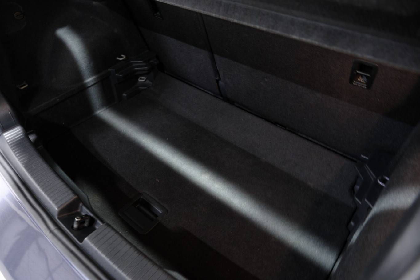 VOLKSWAGEN T-Cross 53