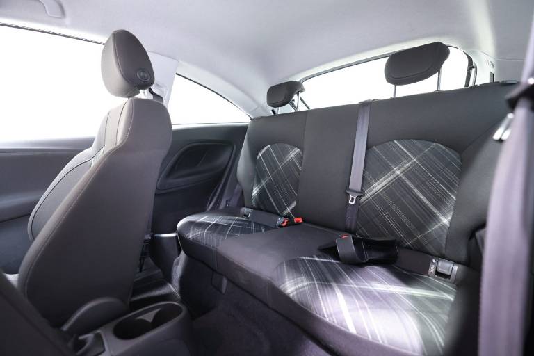 OPEL Corsa 33