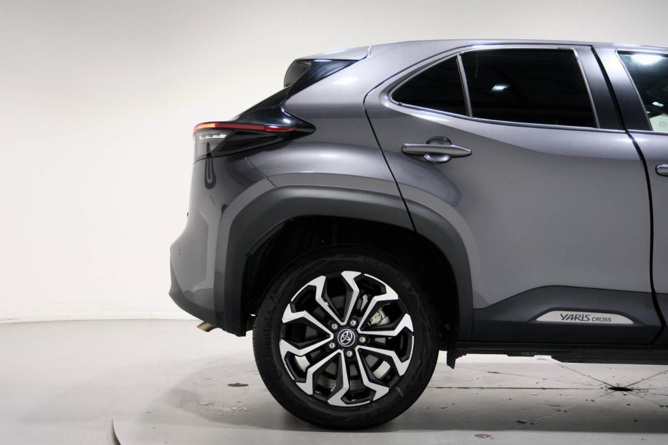 TOYOTA Yaris Cross 52