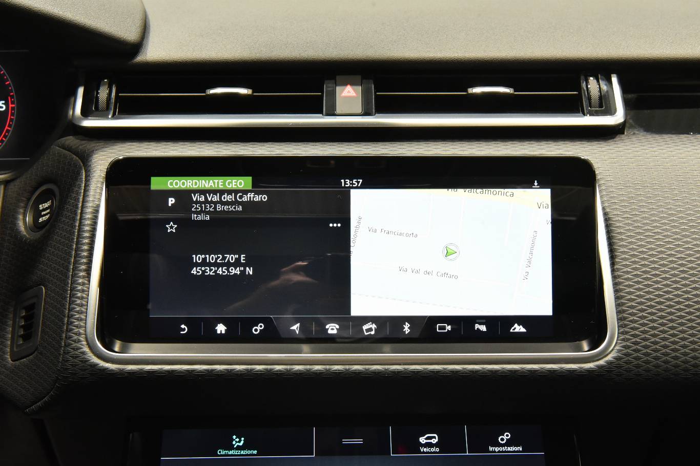 LAND ROVER Range Rover Velar 32