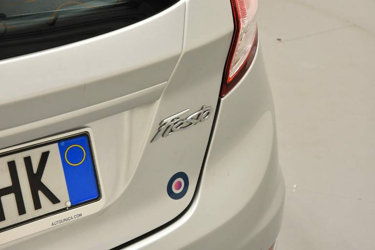 FORD Fiesta 37
