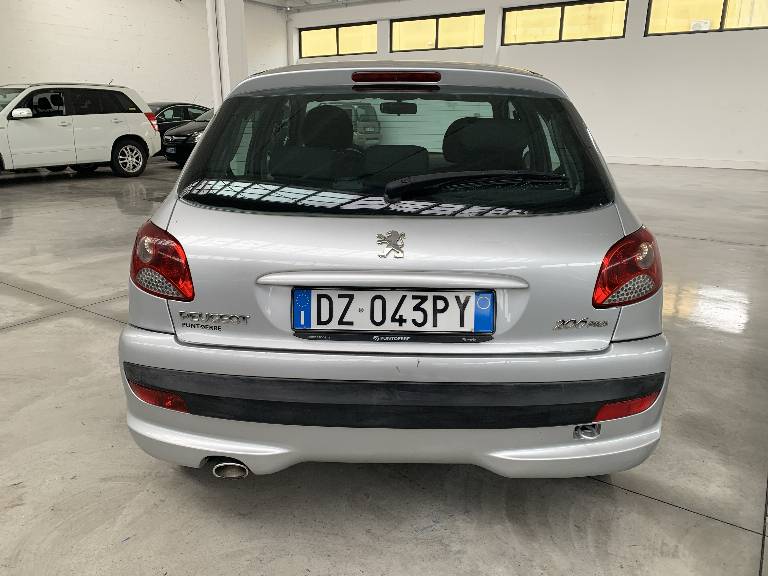 PEUGEOT 206 5