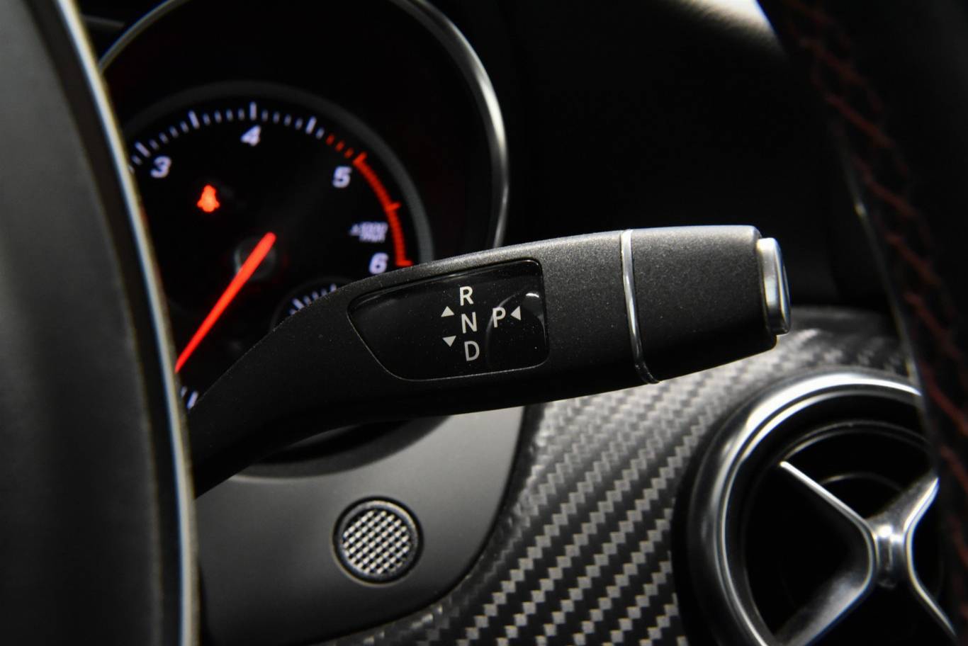 MERCEDES-BENZ A 200 10