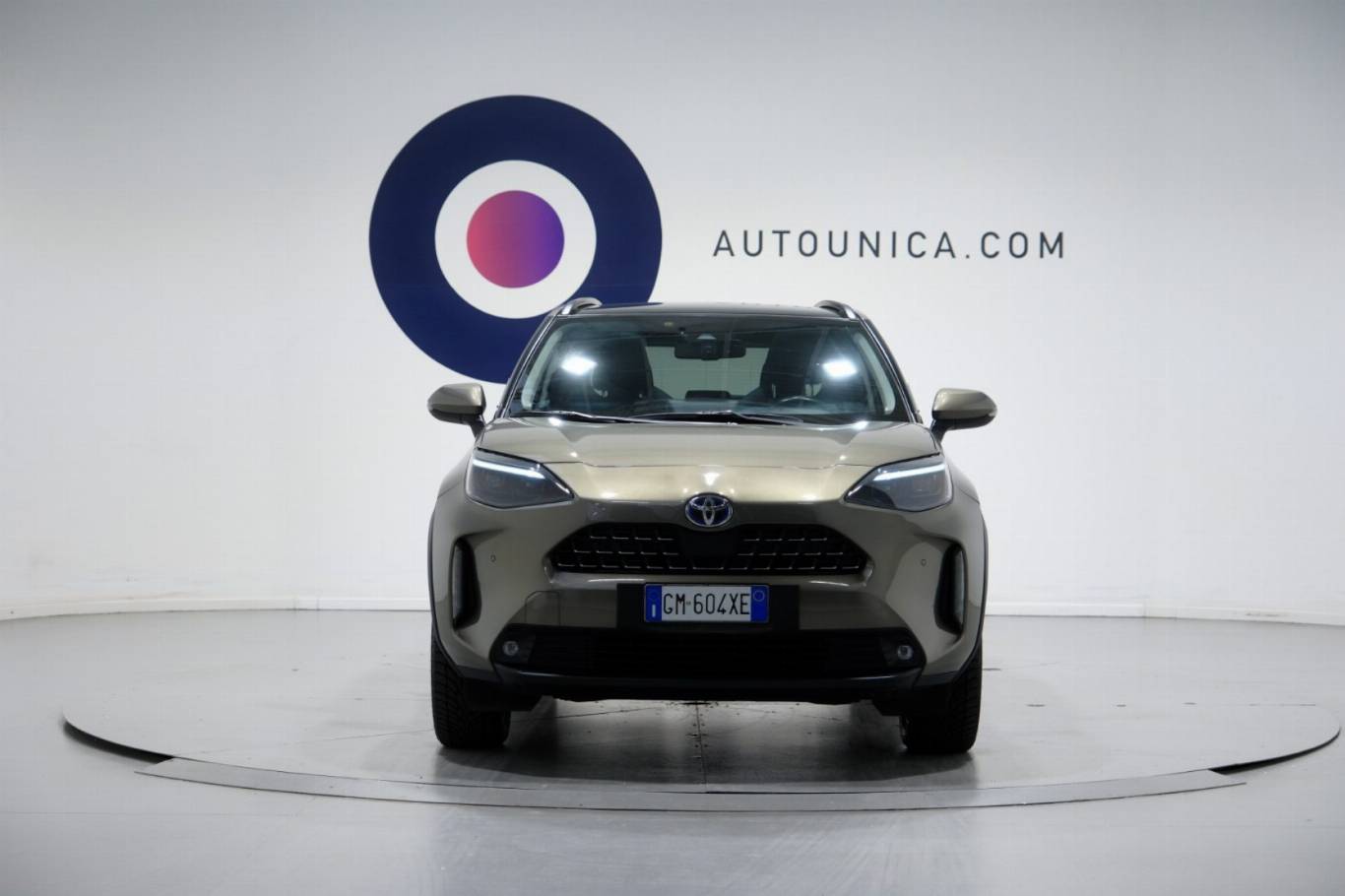 TOYOTA Yaris Cross 2