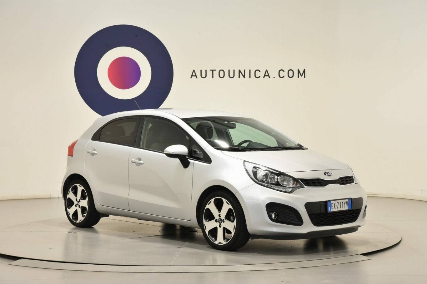 KIA Rio 29