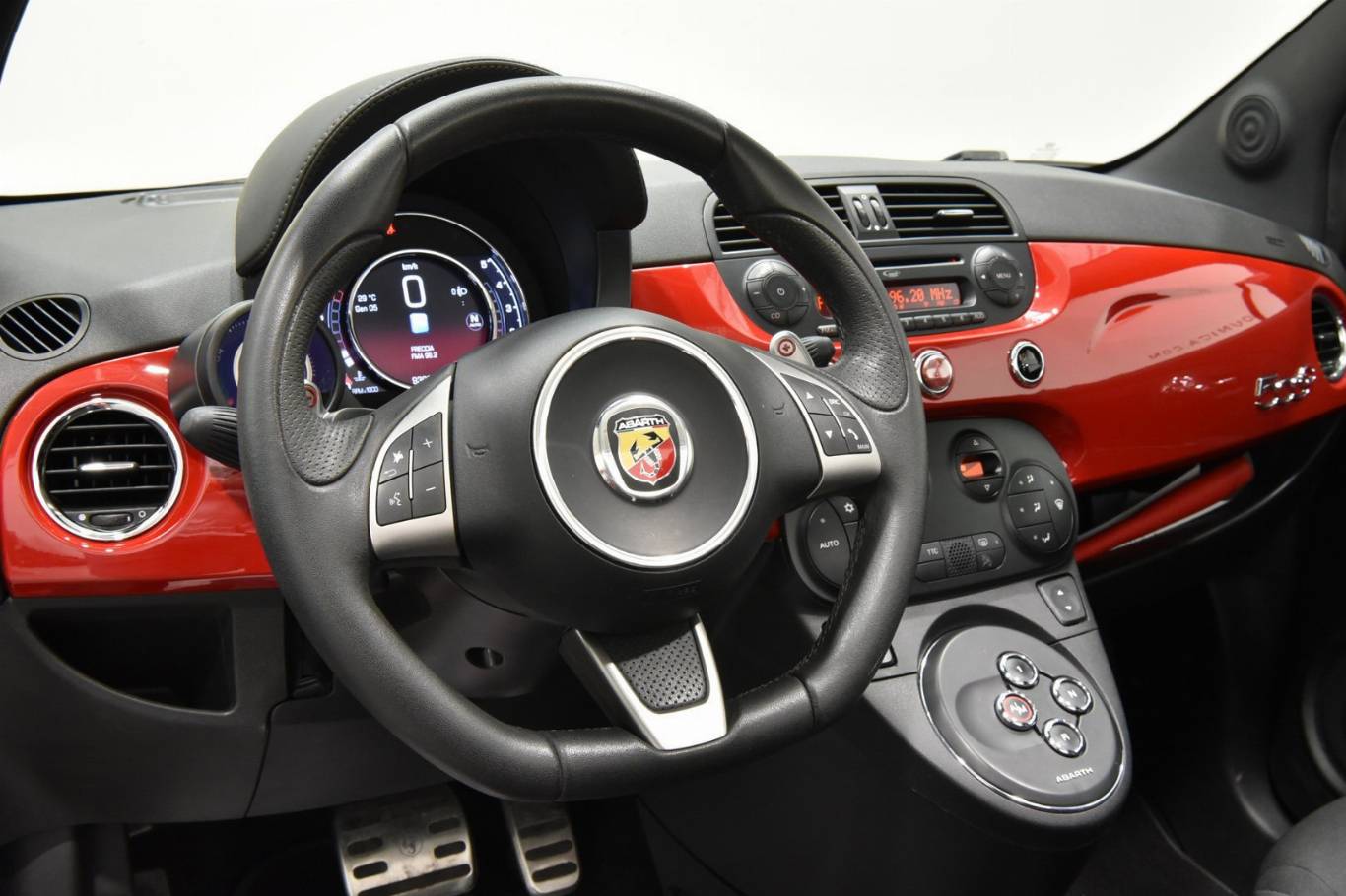 ABARTH 500C 3