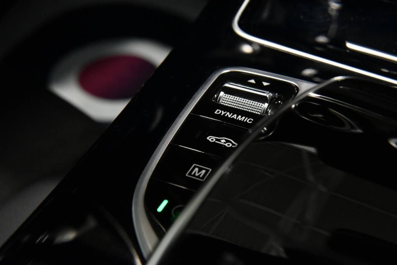 MERCEDES-BENZ GLC 220 51