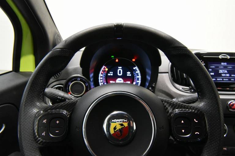 ABARTH 595 Competizione 9