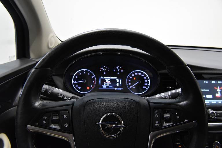 OPEL Mokka X 9