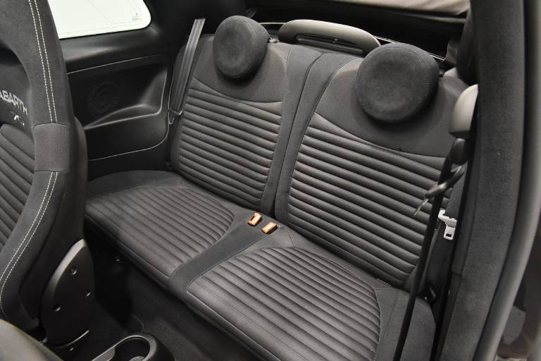 ABARTH 595C 28