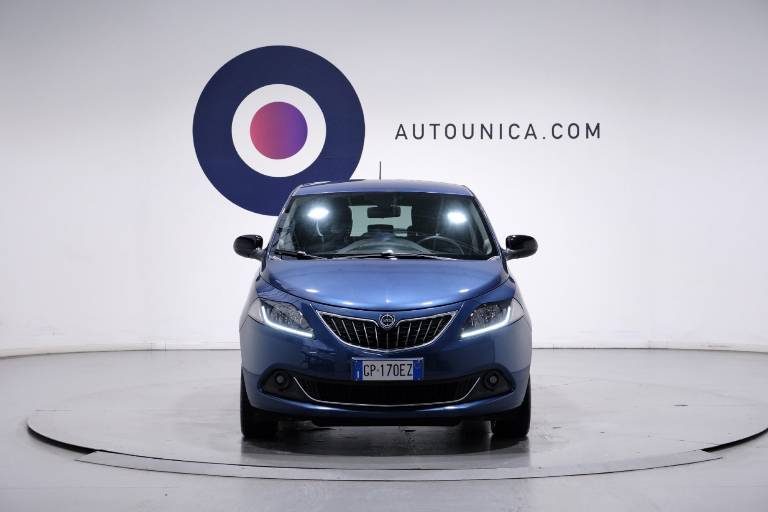 LANCIA Ypsilon 2